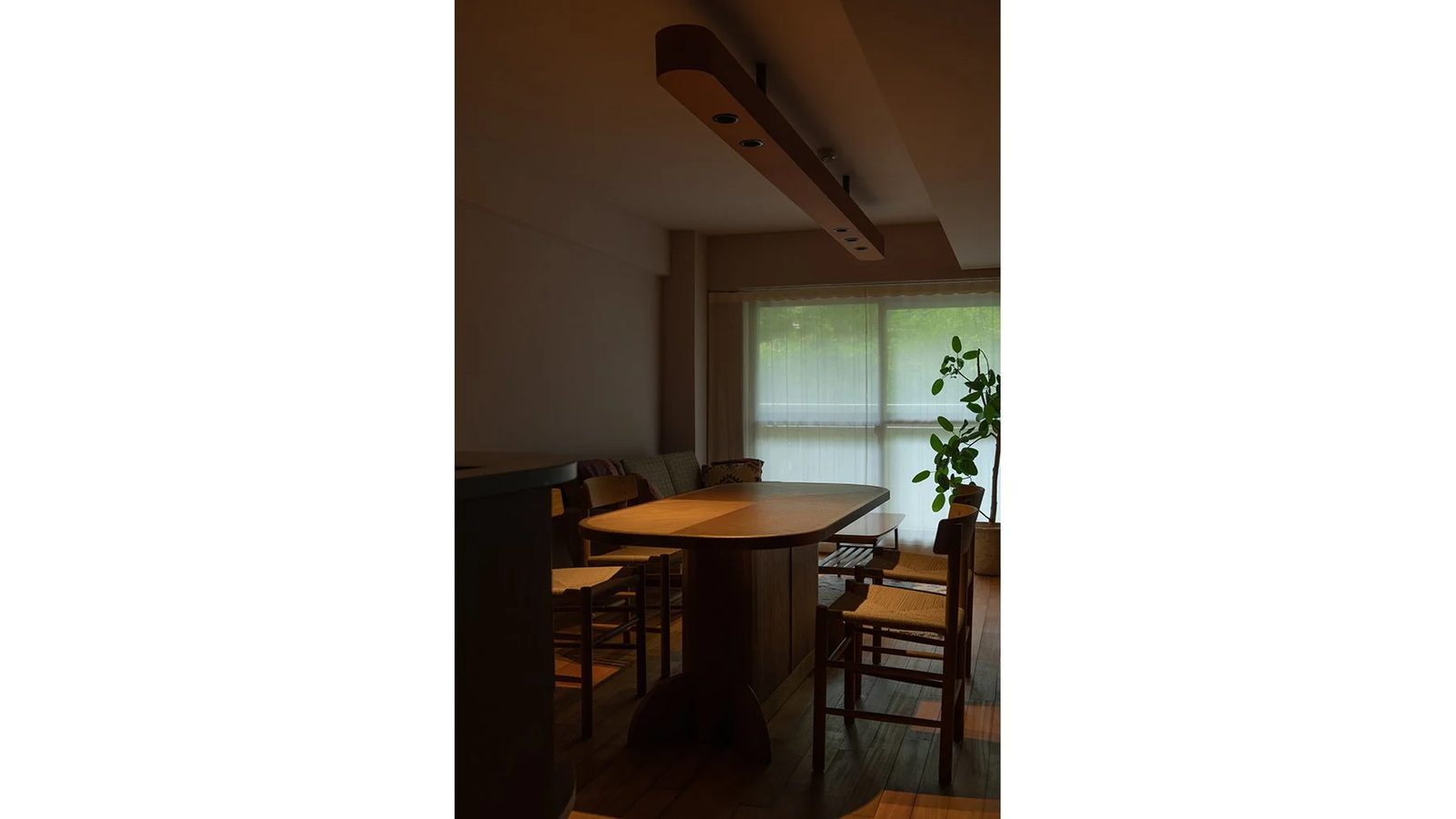 Rounded Dining Table