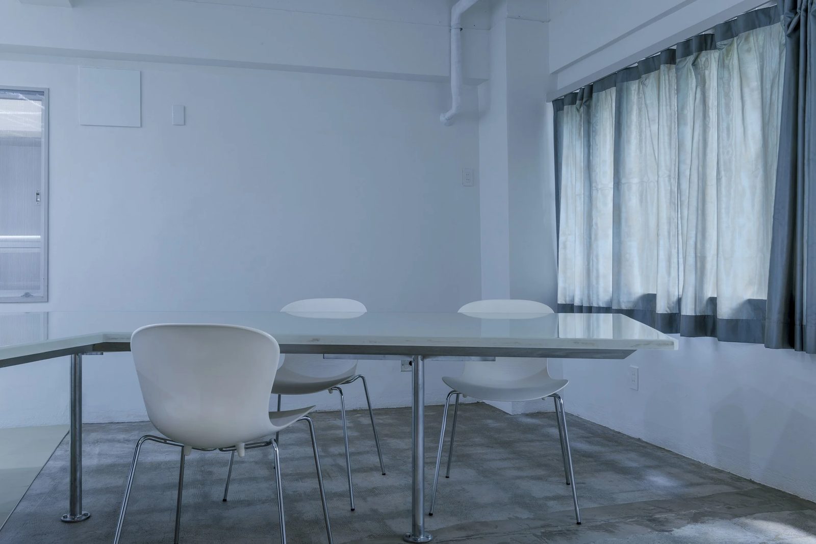 Table Room
